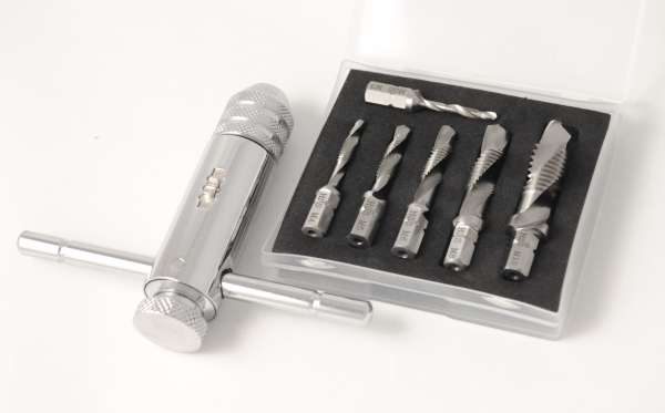 7-tlg. Kombi-Gewindebohrer-Bit Satz, HSS, mit 1/4" 6-Kantschaft für Akuschrauber, M3 - M10, inkl. Werkzeughalter